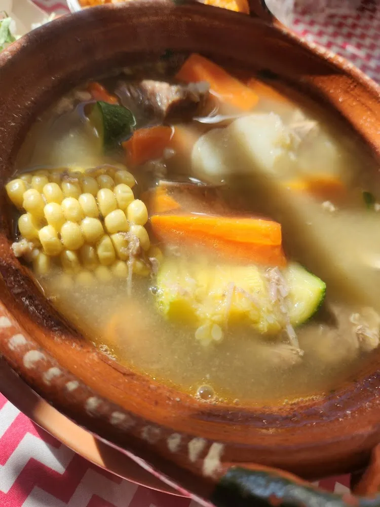 Caldo de Res